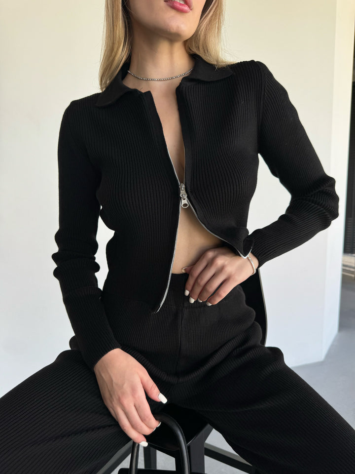 Collar Zipper Sweater - Black