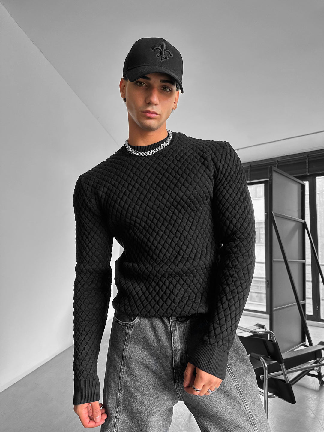 Slim Fit Textured Sweater - Black