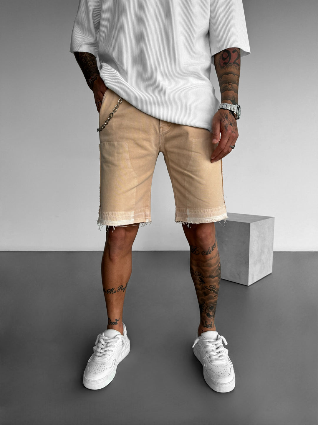 Loose Fit Cargo Jeans Short - Beige