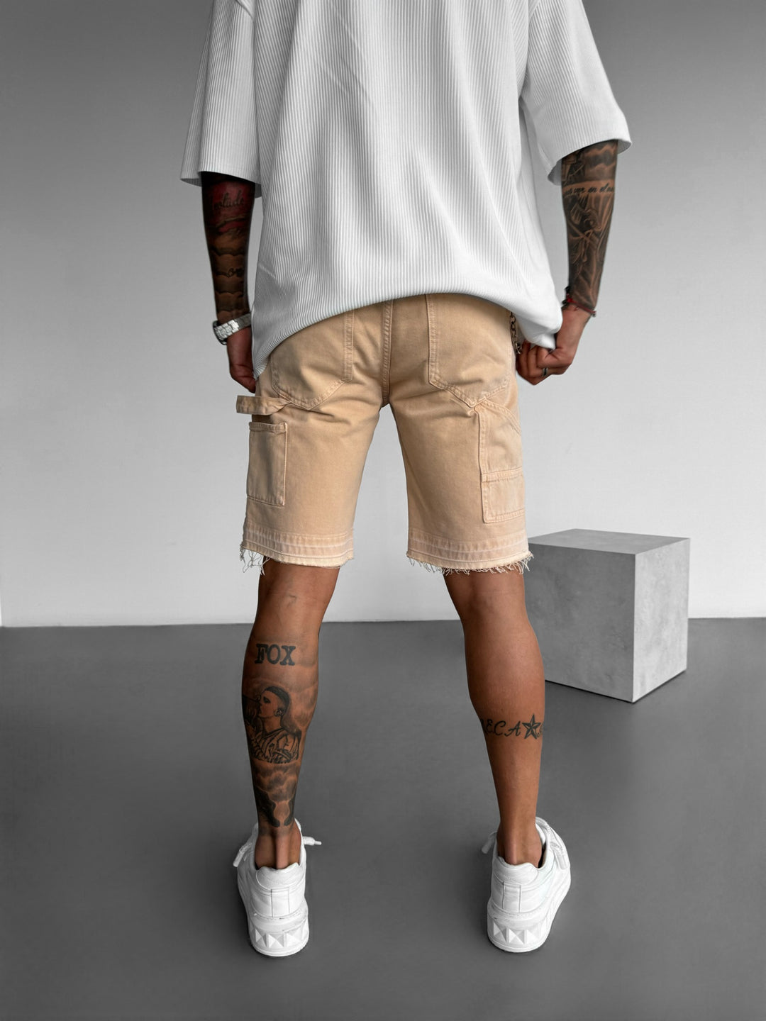 Loose Fit Cargo Jeans Short - Beige