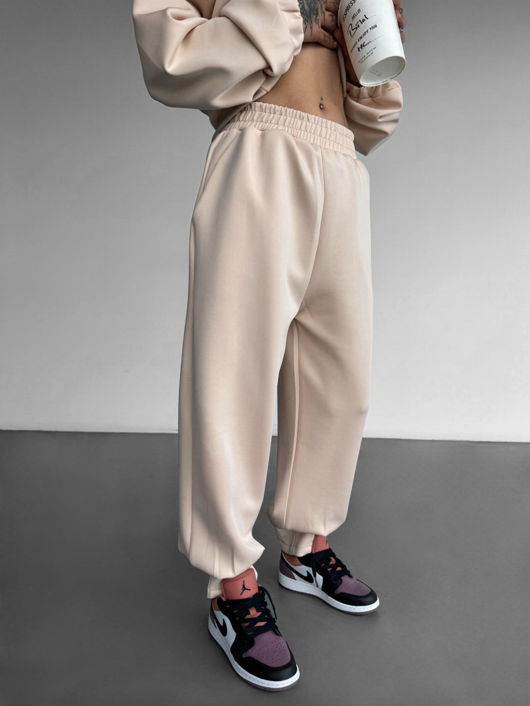Diver Fabric Chic Trousers - Beige