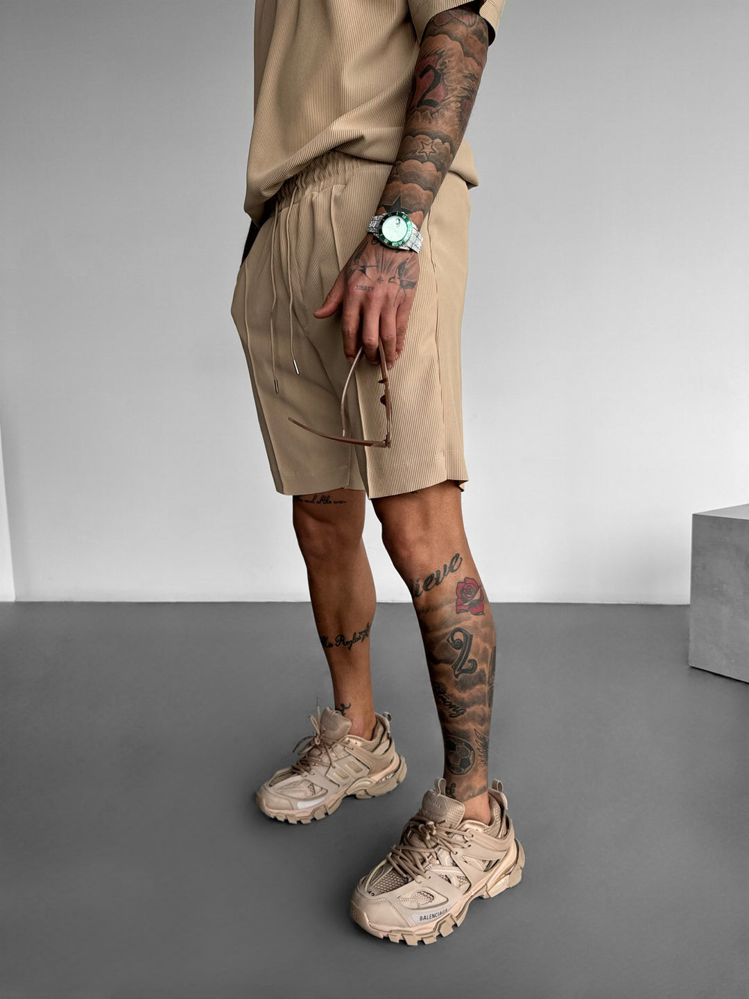 Loose Fit Textured Seam Shorts - Beige