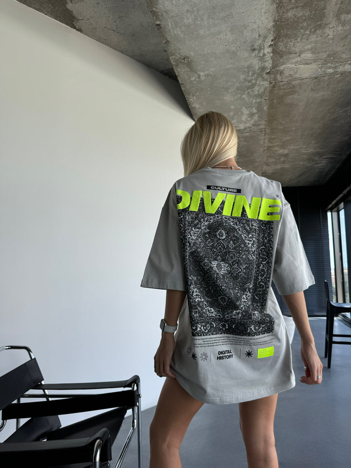 Oversize Divine T-Shirt - Grey