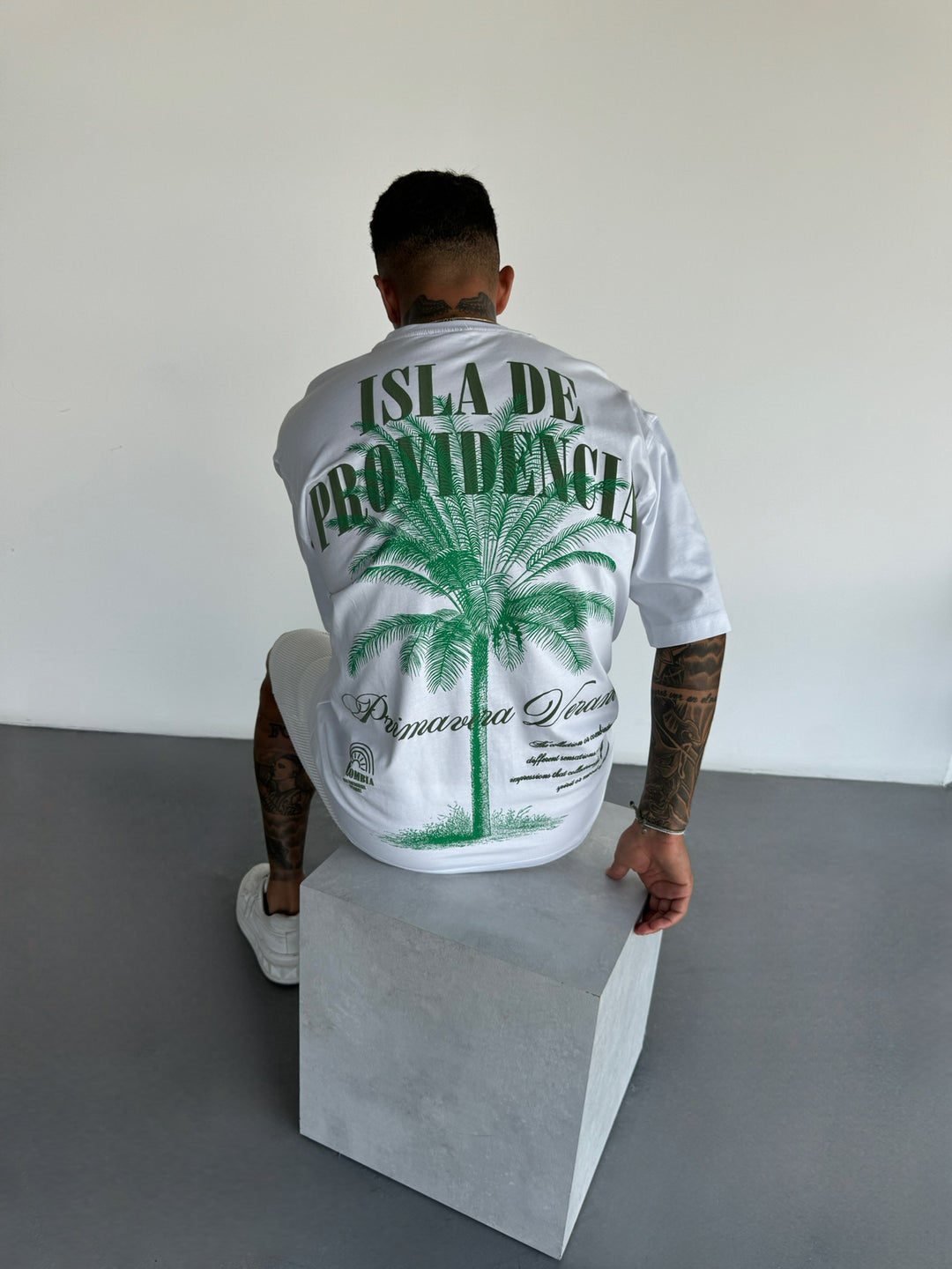 Oversize Isla de Providencia T-Shirt - White