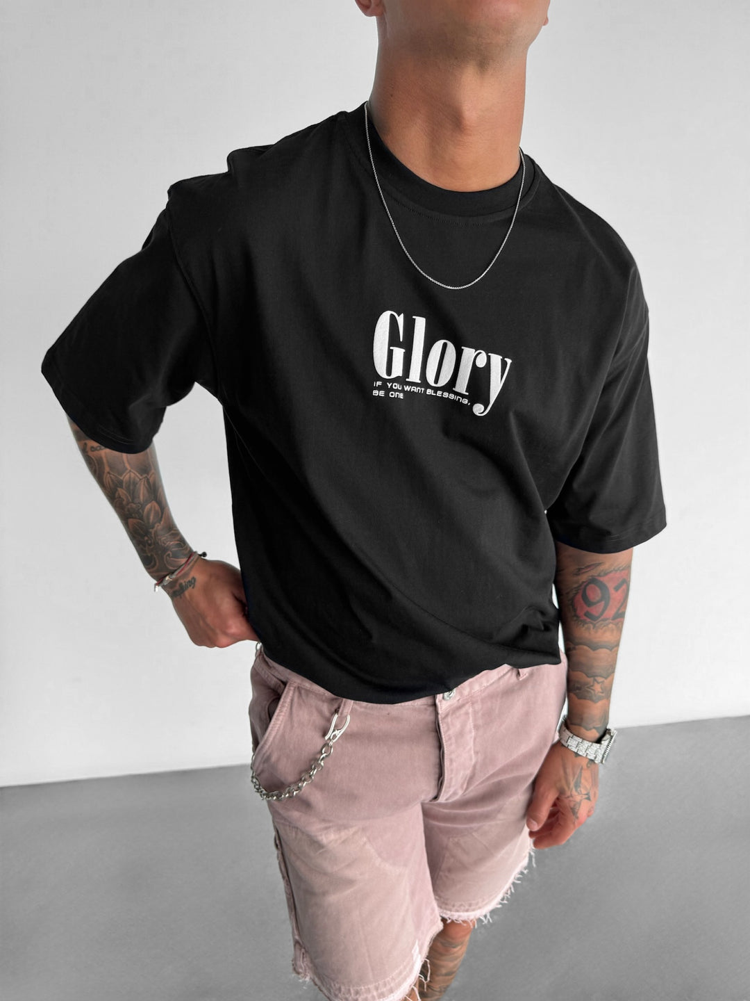 Oversize Glory T-shirt - Black and Pink