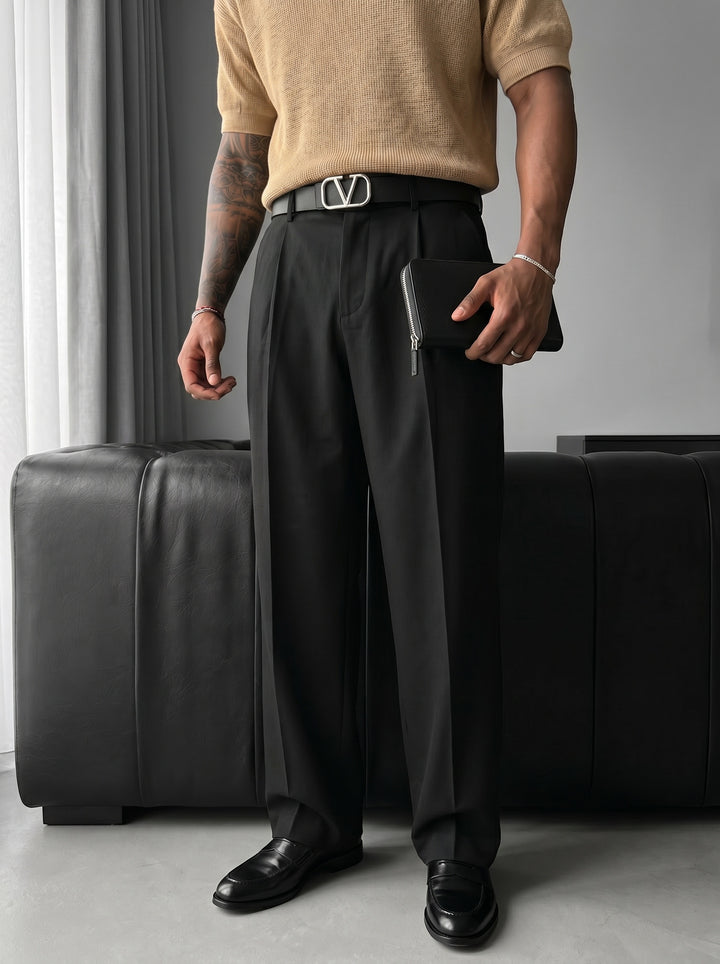 Loose Fit Pleated Trousers - Black