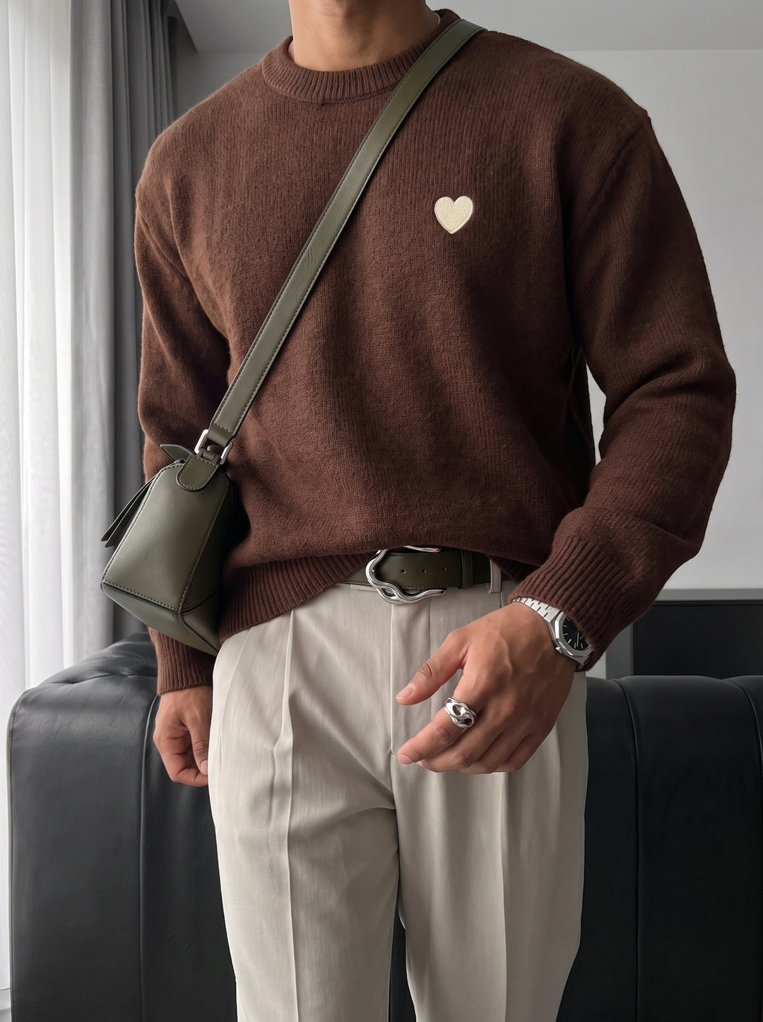 Loose Fit Heart Detail Sweater - Brown