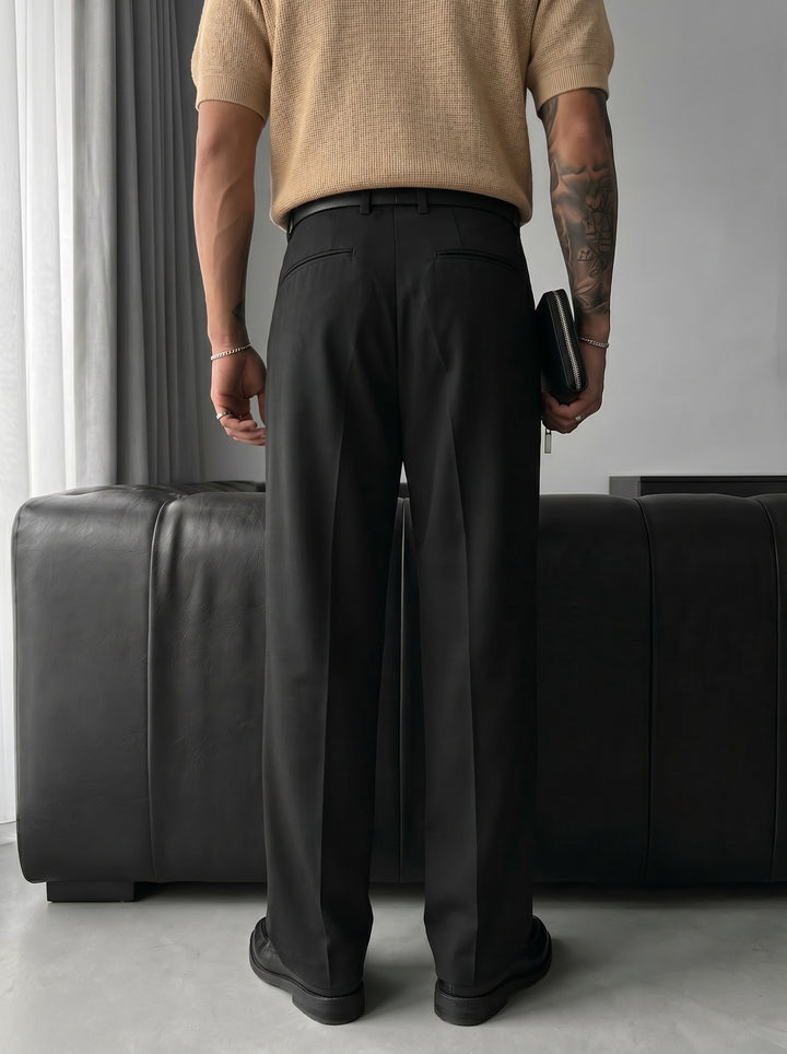 Loose Fit Pleated Trousers - Black