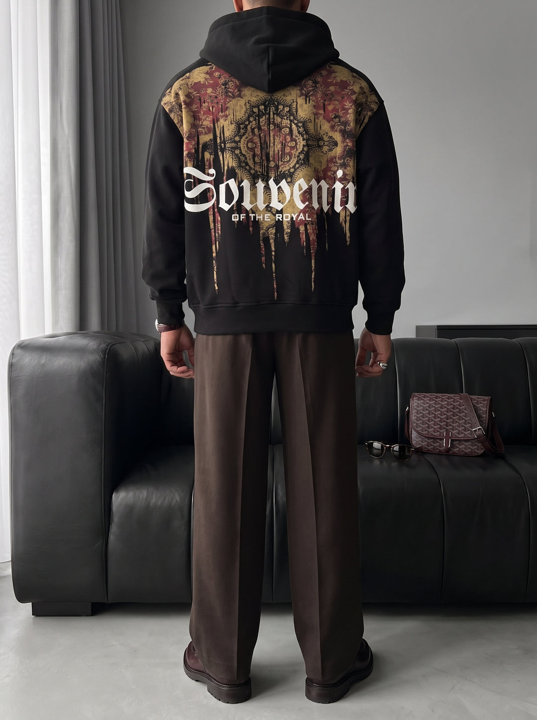 Oversize Souvenir Hoodie - Black