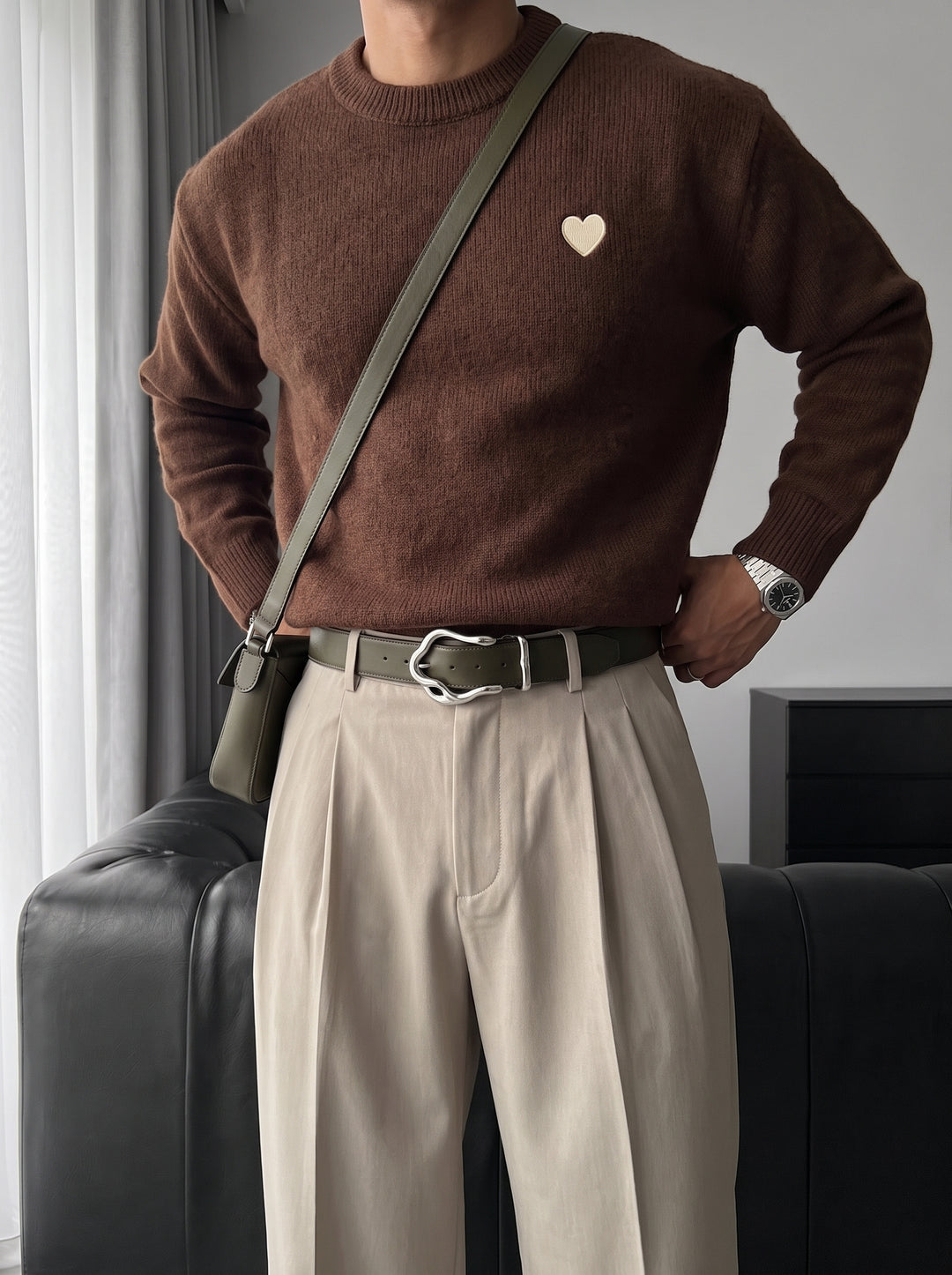 Loose Fit Heart Detail Sweater - Brown