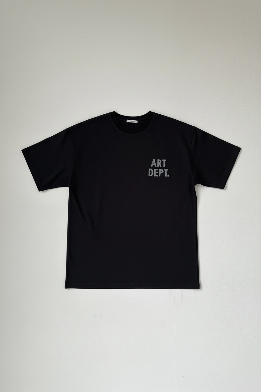 Schwarzes ART DEPT. T-Shirt Vorderseite